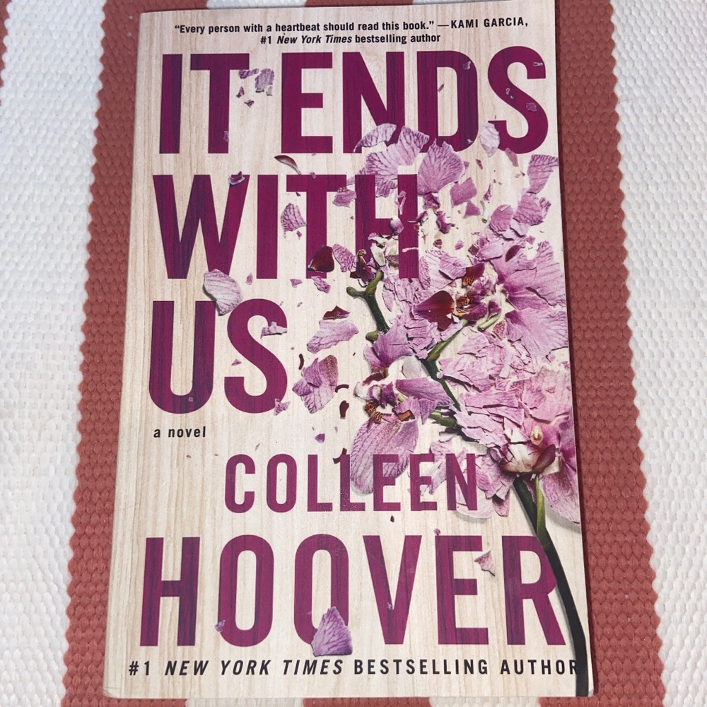 It Ends With Us by Colleen Hoover